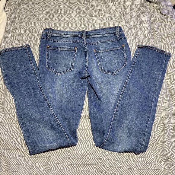 Delia's Taylor Dark Blue Distressed Skinny Jeans Size 4 - Picture 4 of 8